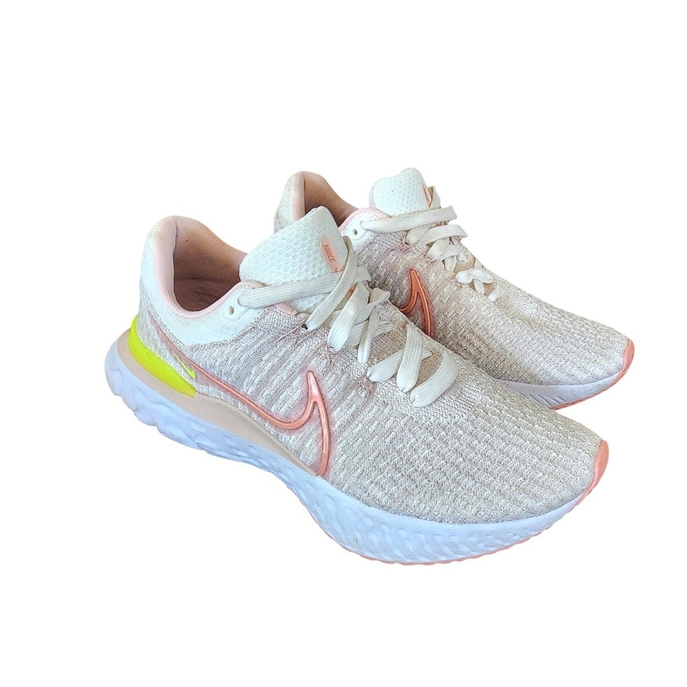 Nike React Infinity Run Flyknit 3 Pink‎ & Neon Running Sneaker, size 8.5